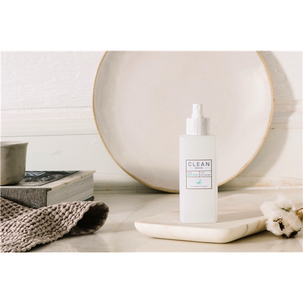 Clean Reserve Warm Cotton Room Spray (Bild 4 av 4)