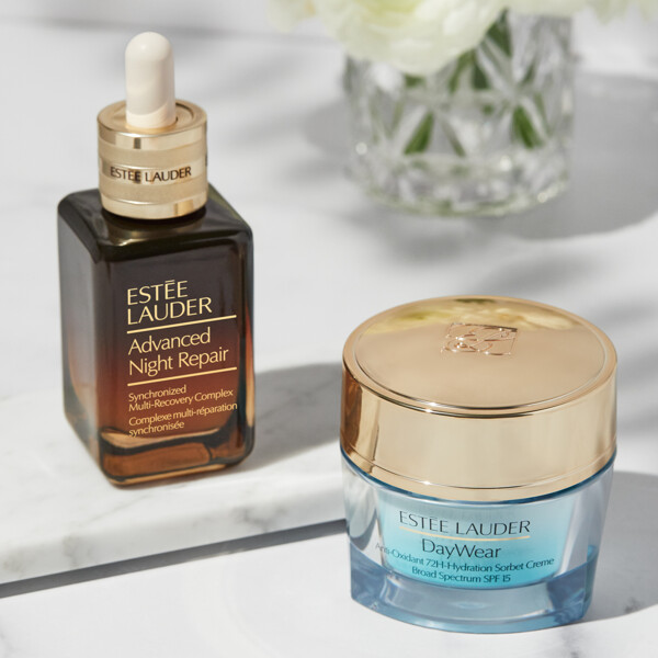 DayWear Anti Oxidant Creme SPF 15 N/C (Bild 3 av 7)