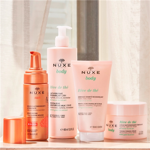 NUXE Sun Moisturizing Self Tanning Mousse (Bild 7 av 8)