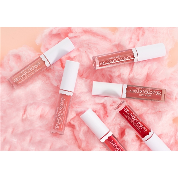 Wet n Wild Cloud Pout Marshmallow Lip Mousse (Bild 4 av 4)