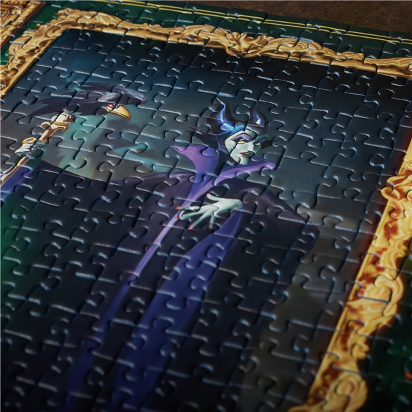 Pussel 1000 Bitar Villainous Disney: Maleficent (Bild 3 av 5)